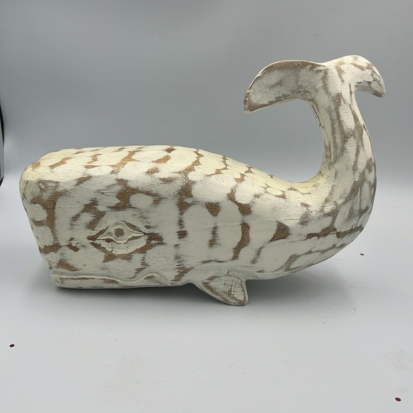 Real Wood hand carved Whale cream/white nautical ocean NEW Noah - Picture 3 of 7